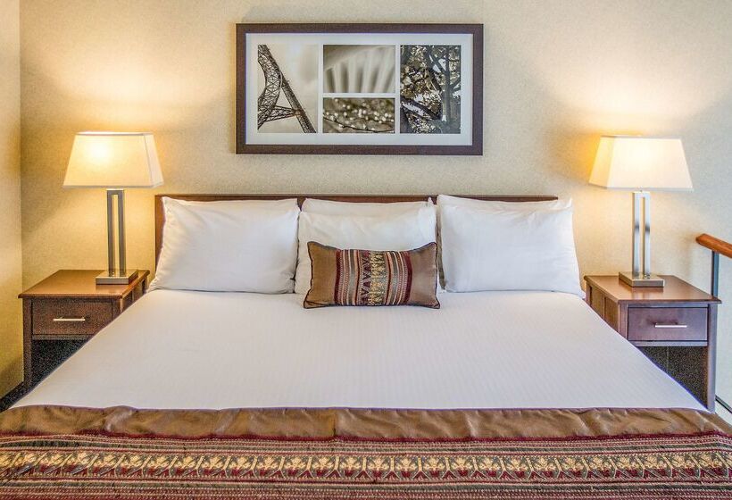 116, A Coast Hotel Bellevue