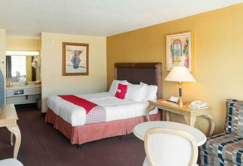 فندق Ambassador Inn