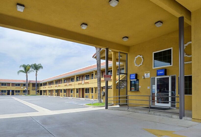 酒店 Americas Best Value Inn   Azusa/pasadena