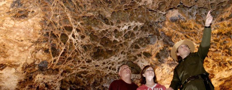 فندق Americas Best Value Inn By The River Hot Springs