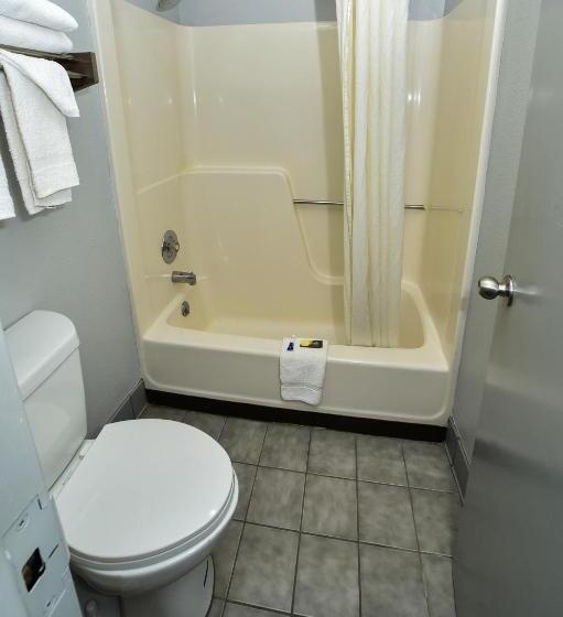 فندق Americas Best Value Inn Douglasville