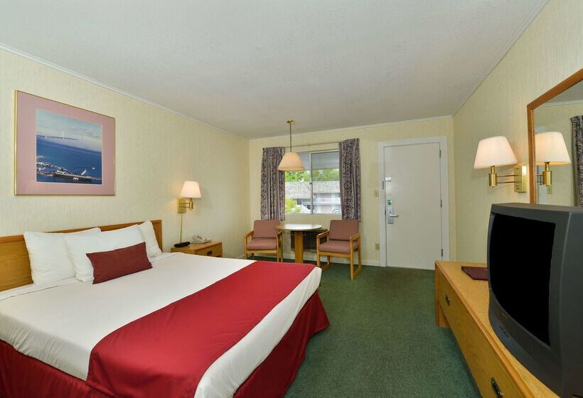 호텔 Americas Best Value Inn Mackinaw City