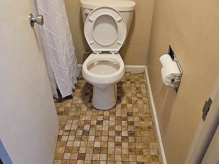 호텔 Americas Best Value Inn Mackinaw City