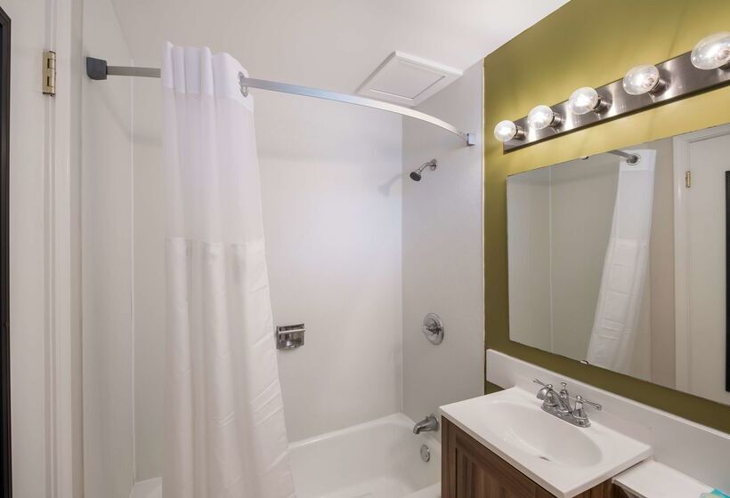 Отель Americas Best Value Inn Painted Post