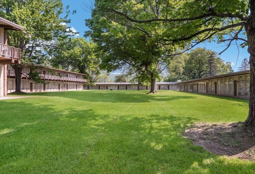 בית מלון כפרי Americas Best Value Inn Painted Post