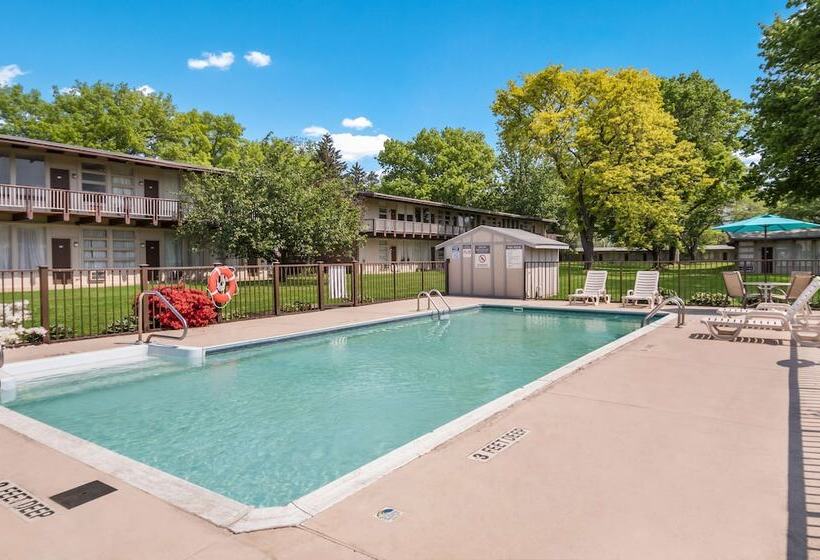 Отель Americas Best Value Inn Painted Post