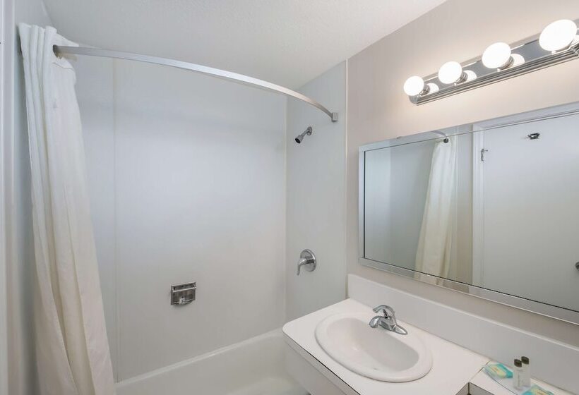 Отель Americas Best Value Inn Painted Post