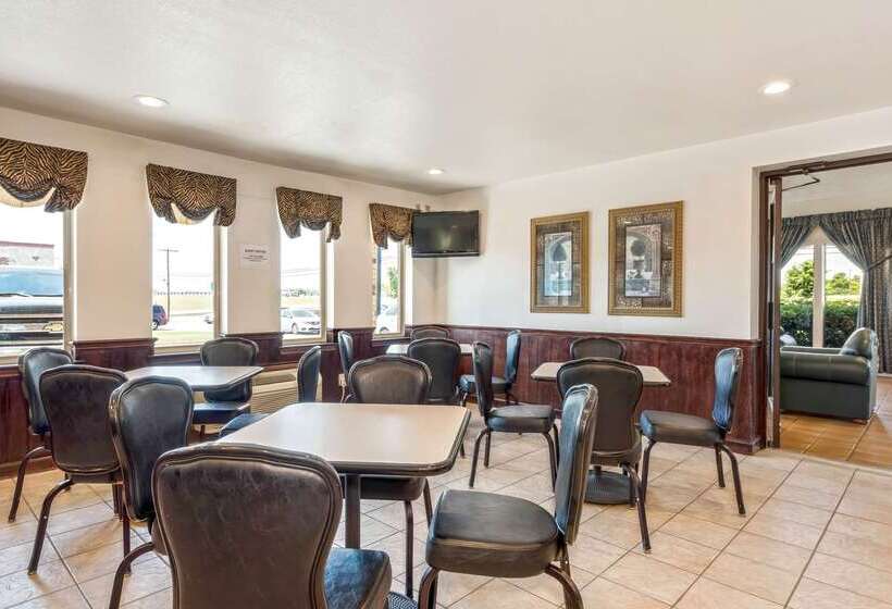 Отель Americas Best Value Inn Paris