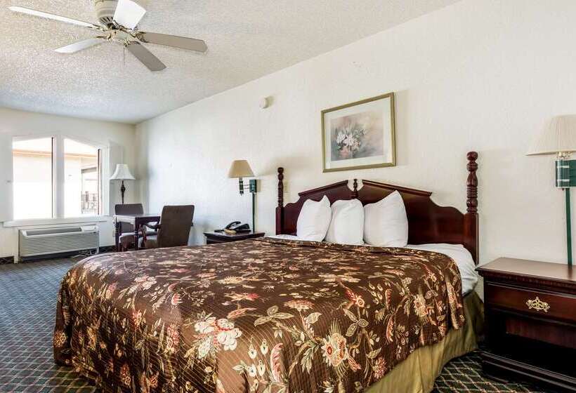 בית מלון כפרי Americas Best Value Inn Paris