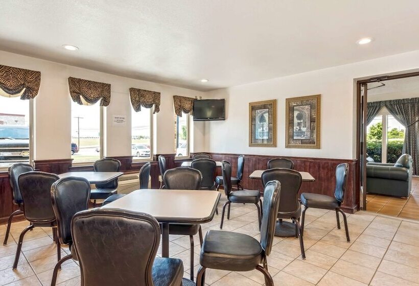 Отель Americas Best Value Inn Paris