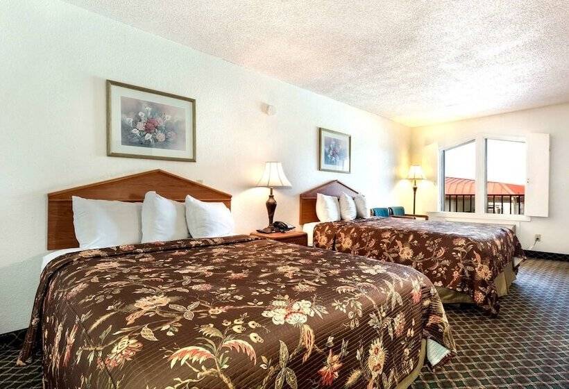 Отель Americas Best Value Inn Paris