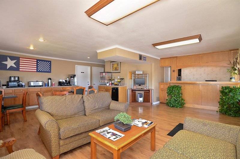 فندق Americas Best Value Inn Crosstimbers