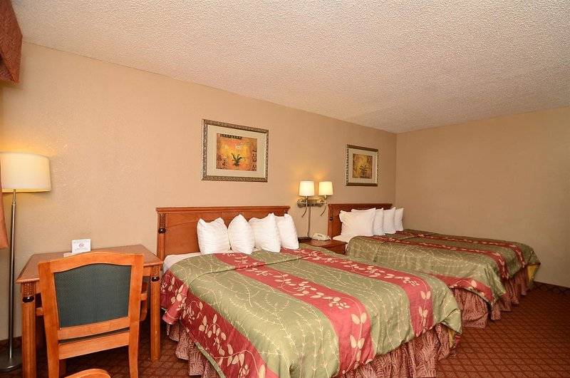 فندق Americas Best Value Inn Crosstimbers