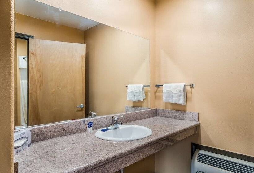 בית מלון כפרי Americas Best Value Inn Ukiah