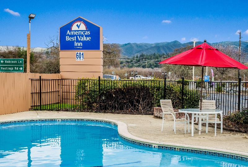 호텔 Americas Best Value Inn Ukiah