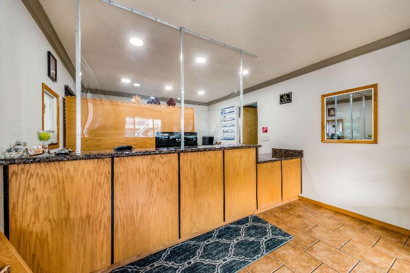 호텔 Americas Best Value Inn Ukiah