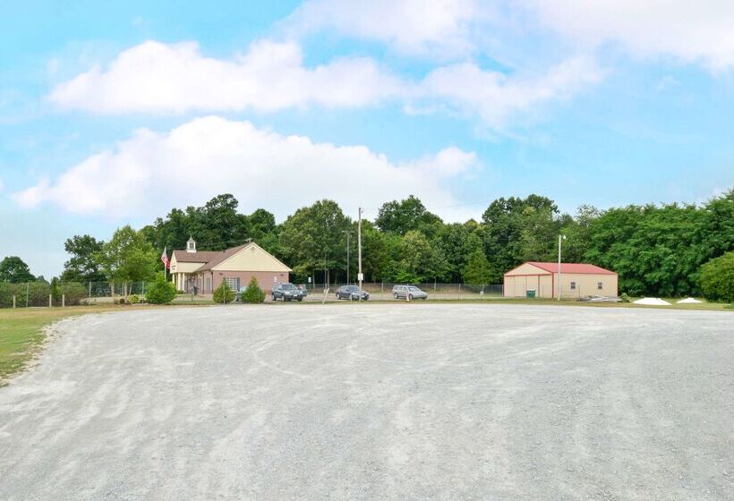 בית מלון כפרי Americas Best Value Inn Wildersville