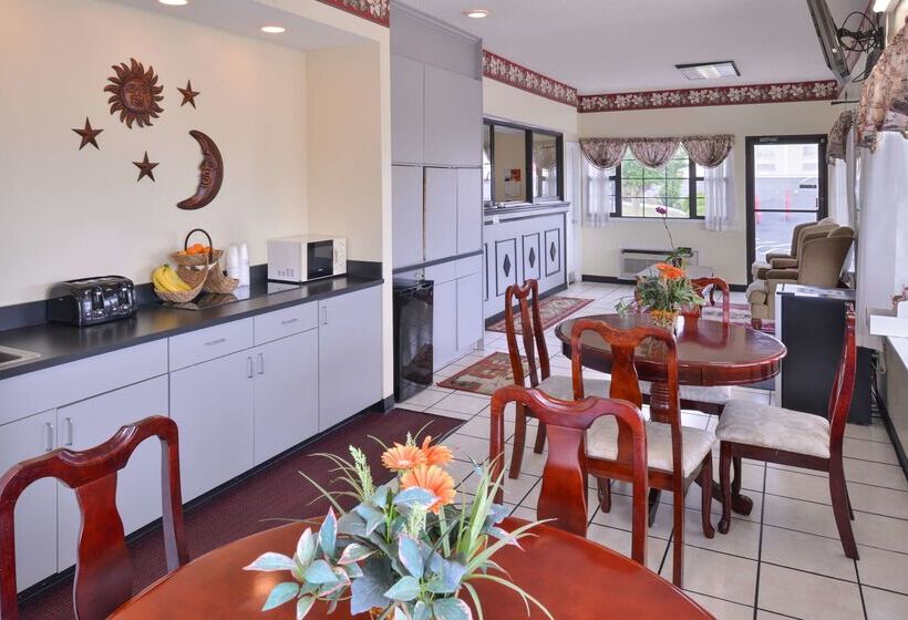 בית מלון כפרי Americas Best Value Inn Wildersville