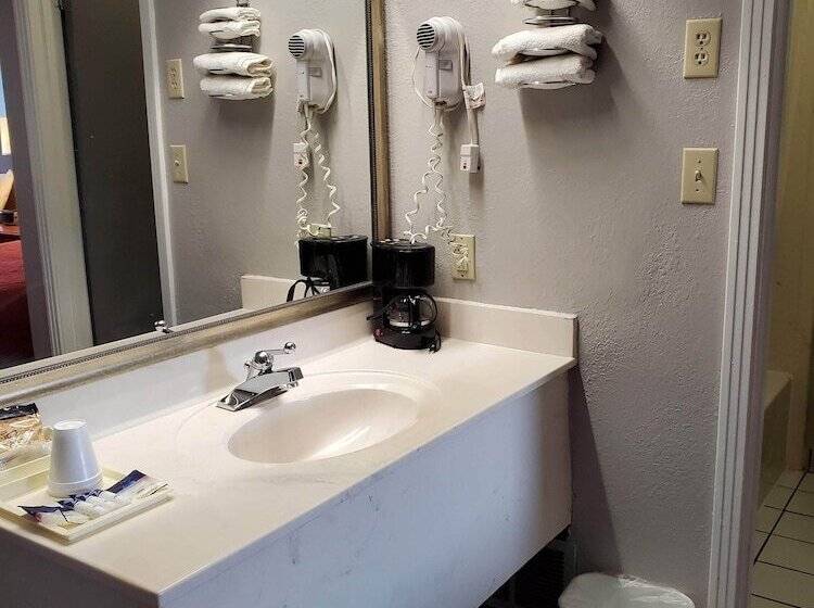 בית מלון כפרי Americas Best Value Inn Wildersville