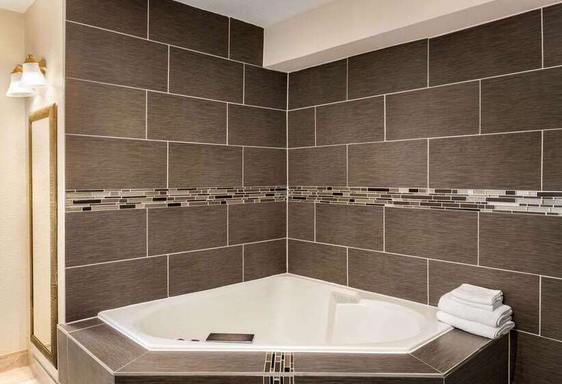 فندق Americinn By Wyndham La Crosse Riverfrontconference Center