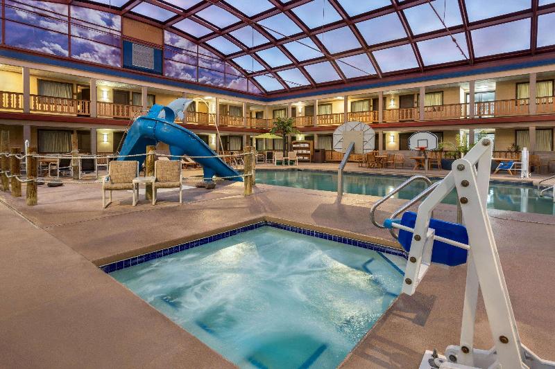 فندق Americinn By Wyndham La Crosse Riverfrontconference Center