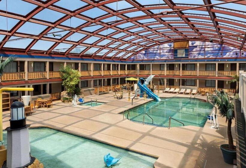 فندق Americinn By Wyndham La Crosse Riverfrontconference Center