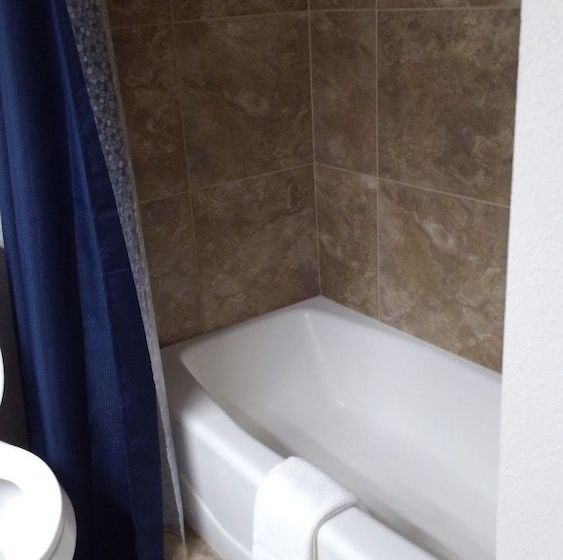 בית מלון כפרי B.a.s.i.c. Lodgings