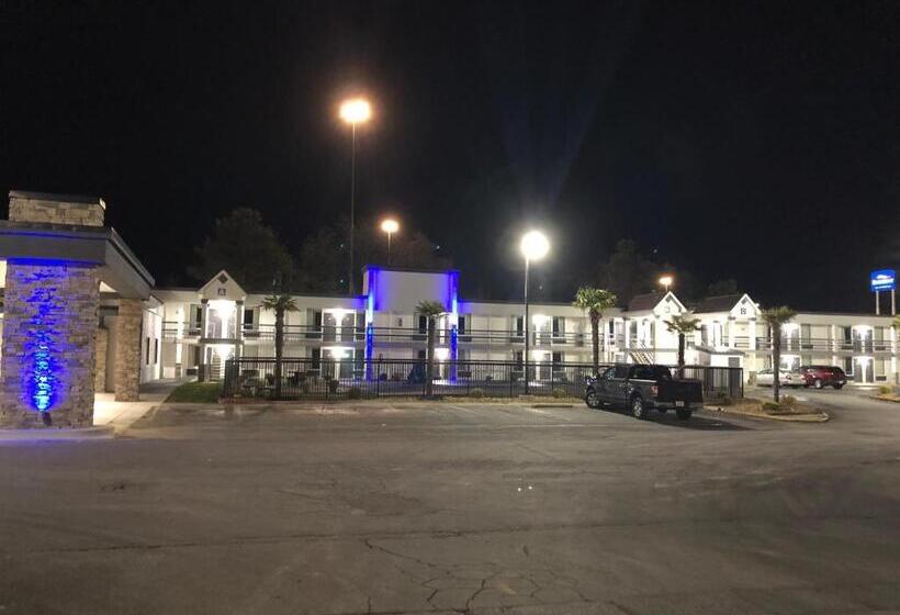 فندق Quality Inn