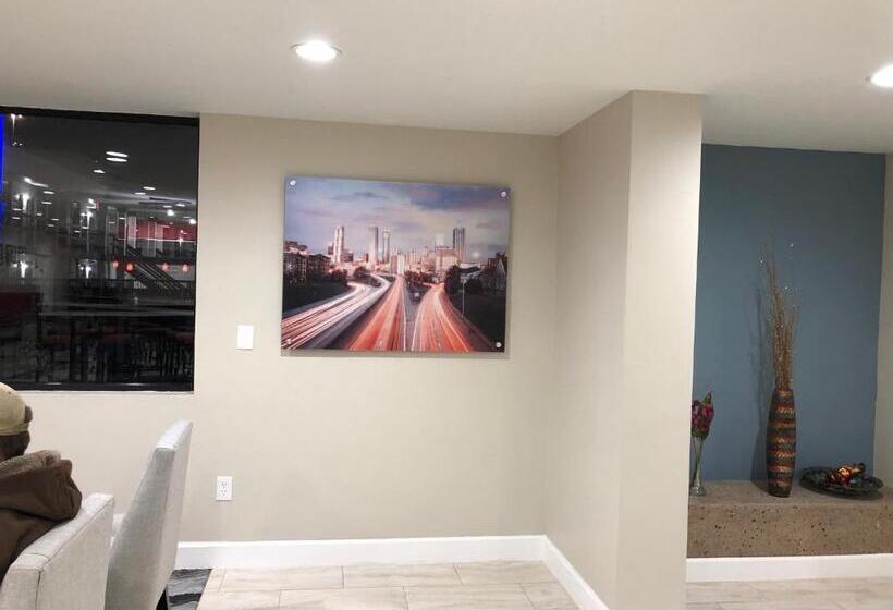 فندق Quality Inn