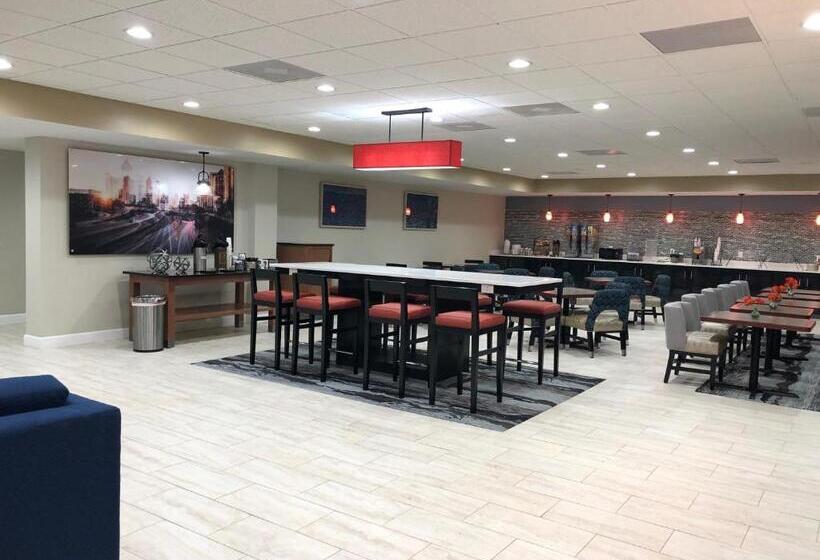 فندق Quality Inn