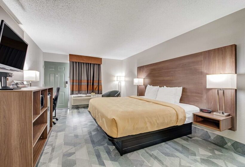 فندق Quality Inn
