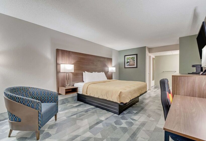 فندق Quality Inn