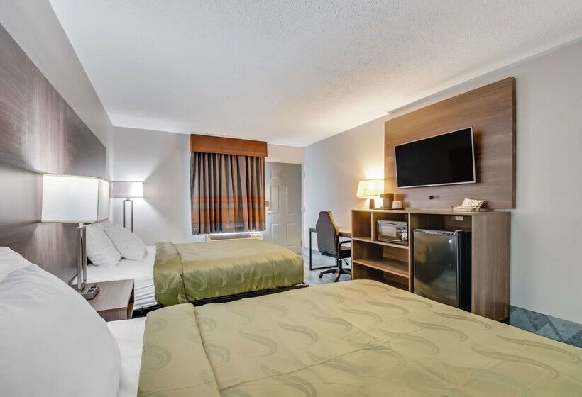 فندق Quality Inn