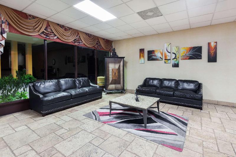 فندق Quality Inn