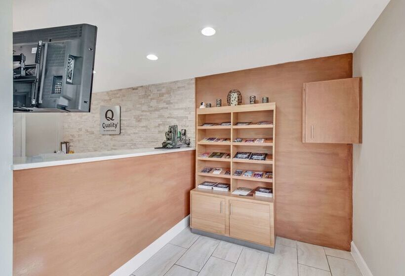 فندق Quality Inn