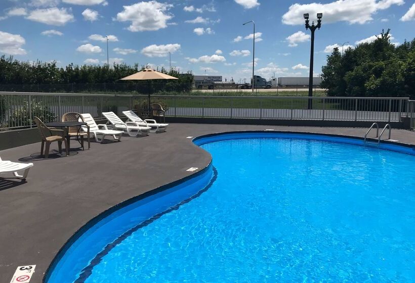 فندق Baymont By Wyndham Effingham