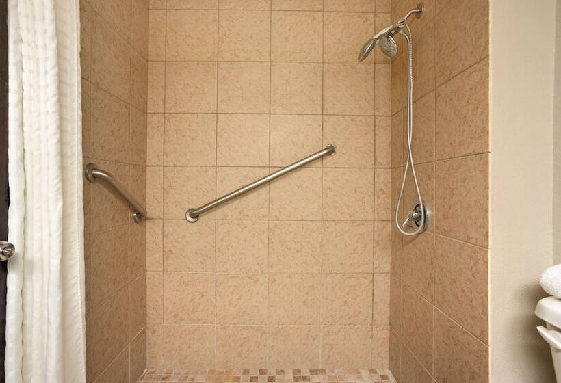 בית מלון כפרי Baymont By Wyndham Kansas City Ku Medical Center