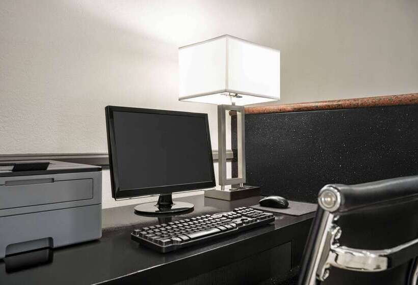 فندق Baymont By Wyndham Monterey Park