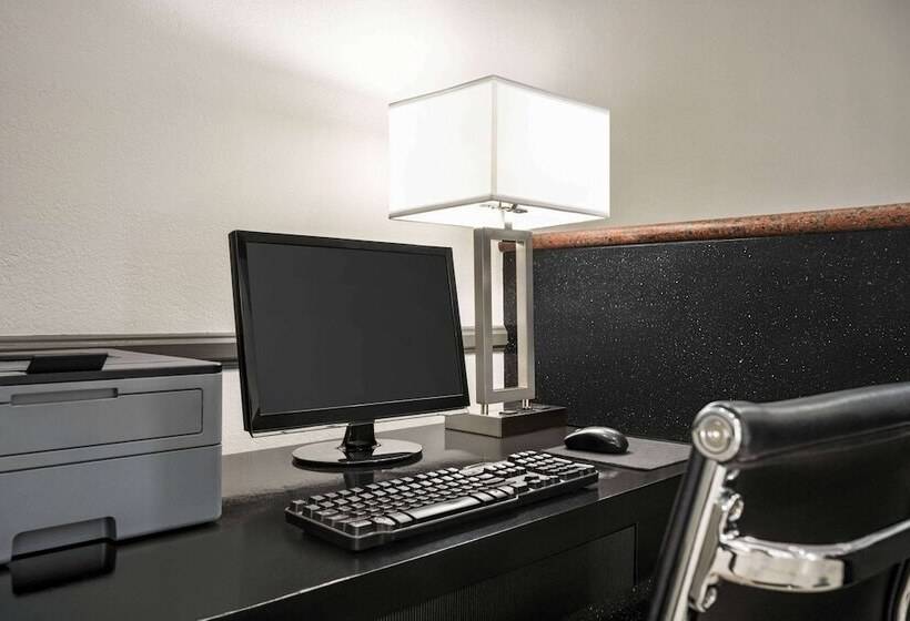 فندق Baymont By Wyndham Monterey Park