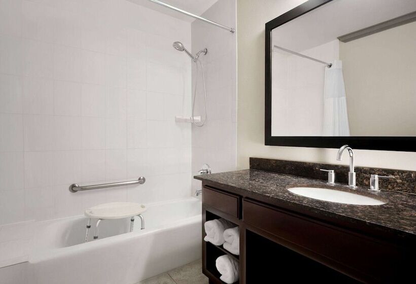 فندق Baymont By Wyndham Monterey Park