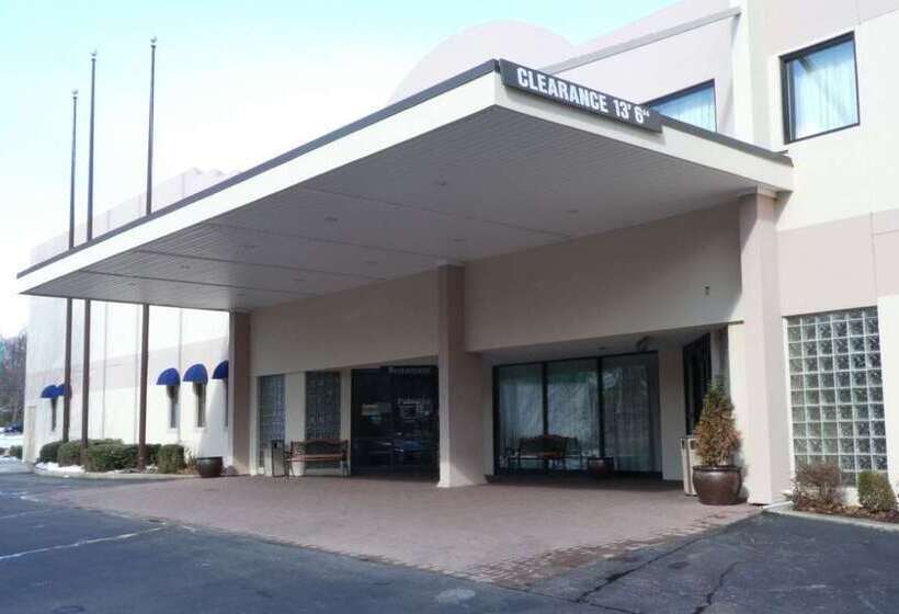 هتل Baymont By Wyndham Groton/mystic