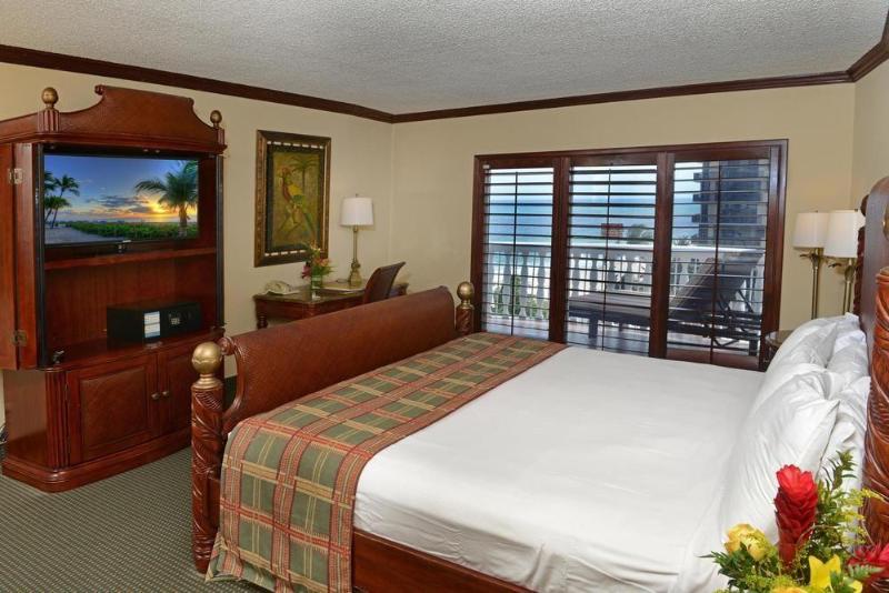 酒店 Beachcomber Resort & Club