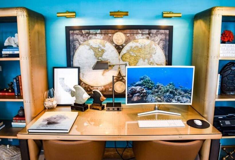 فندق Beachside Inn