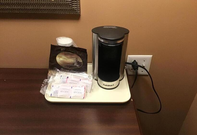 Bellevue Hotel And Suites