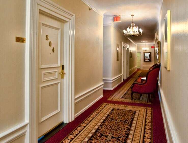 ホテル Beresford Arms