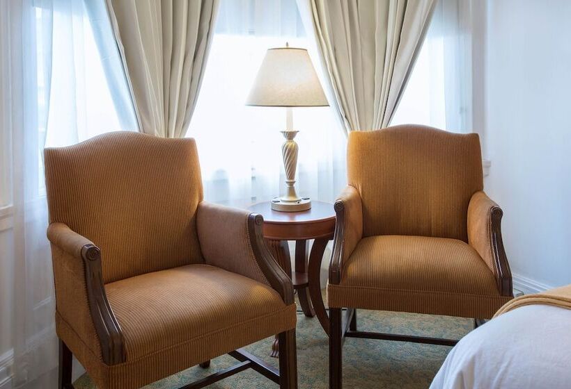 ホテル Beresford Arms