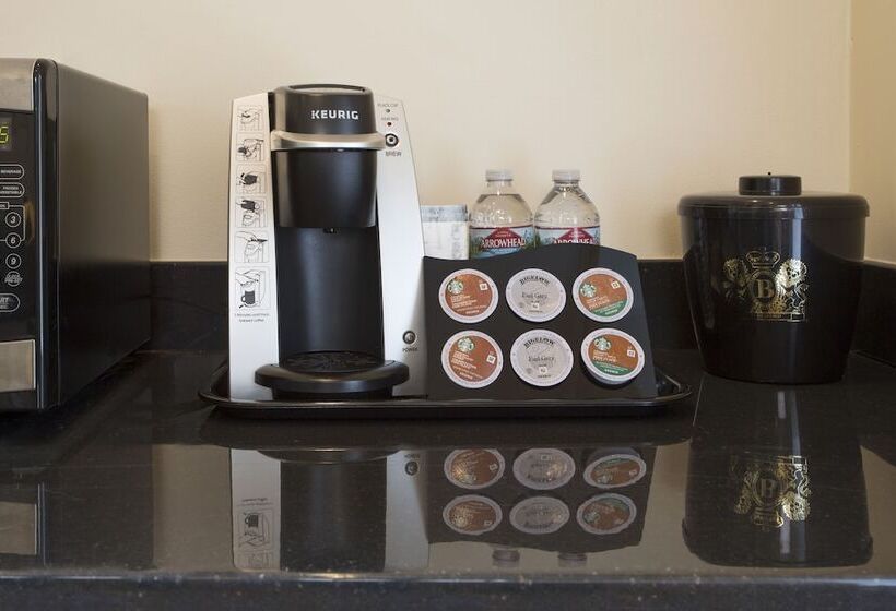 ホテル Beresford Arms