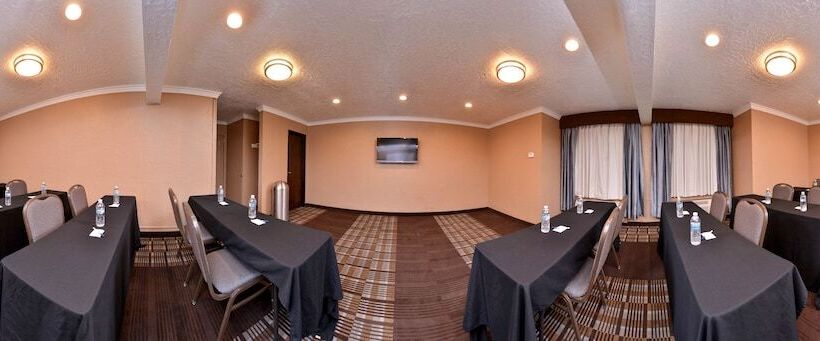 Best Western Airport Albuquerque Innsuites Hotel & Suites