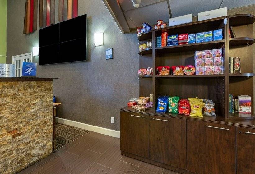 Best Western Airport Albuquerque Innsuites Hotel & Suites