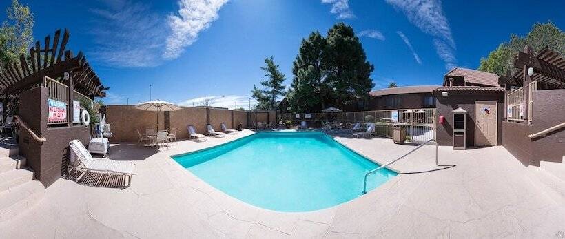 Best Western Airport Albuquerque Innsuites Hotel & Suites